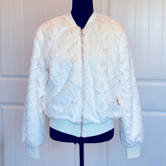 Have Jackets & Coats New Beautiful Faux Fur Gold Zip Jacket Poshmark